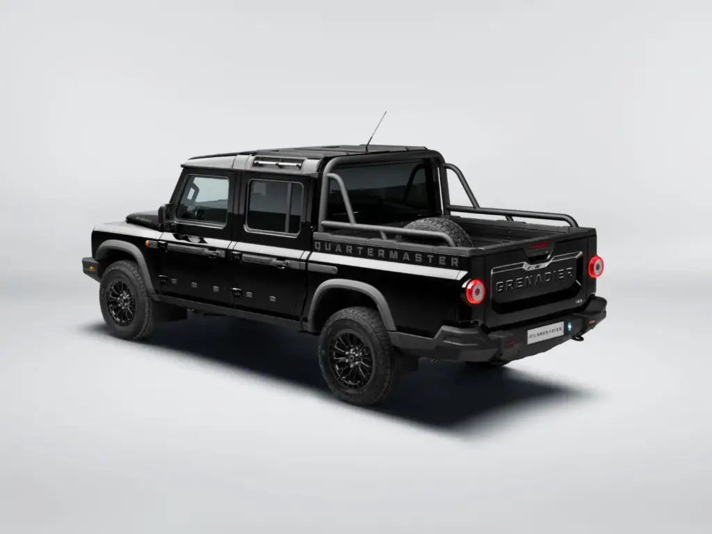 09 MY26 Grenadier Quartermaster Black Edition Studio Motor16