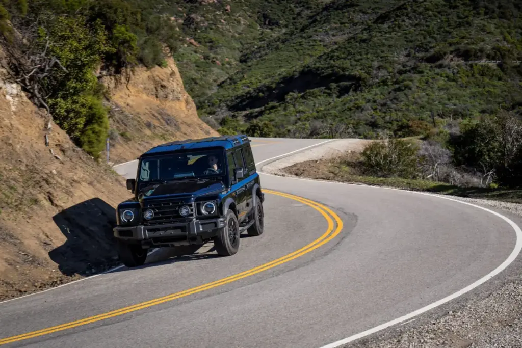 18 MY26 Grenadier Quartermaster Black Edition US Motor16