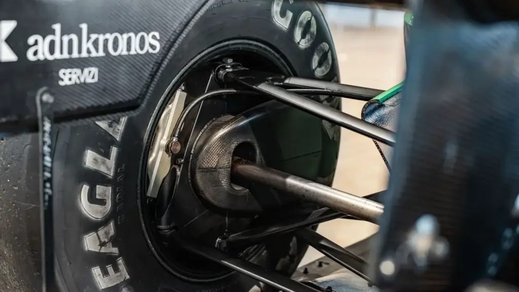 El Fórmula 1 con el que Schumacher comenzó a forjar su leyenda, sale a subasta 18 Motor16 1992 benetton b192 schumacher 25 Motor16