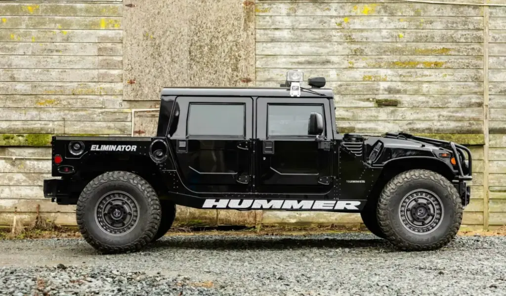 Este Hummer H1, el último coche que compró Tupac, sale a subasta una vez más 8 Motor16 1996 Tupac Hummer H1 Bonhams 12 Motor16