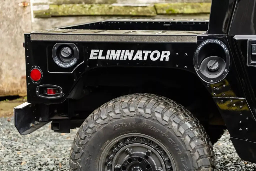 Este Hummer H1, el último coche que compró Tupac, sale a subasta una vez más 16 Motor16 1996 Tupac Hummer H1 Bonhams 13 Motor16