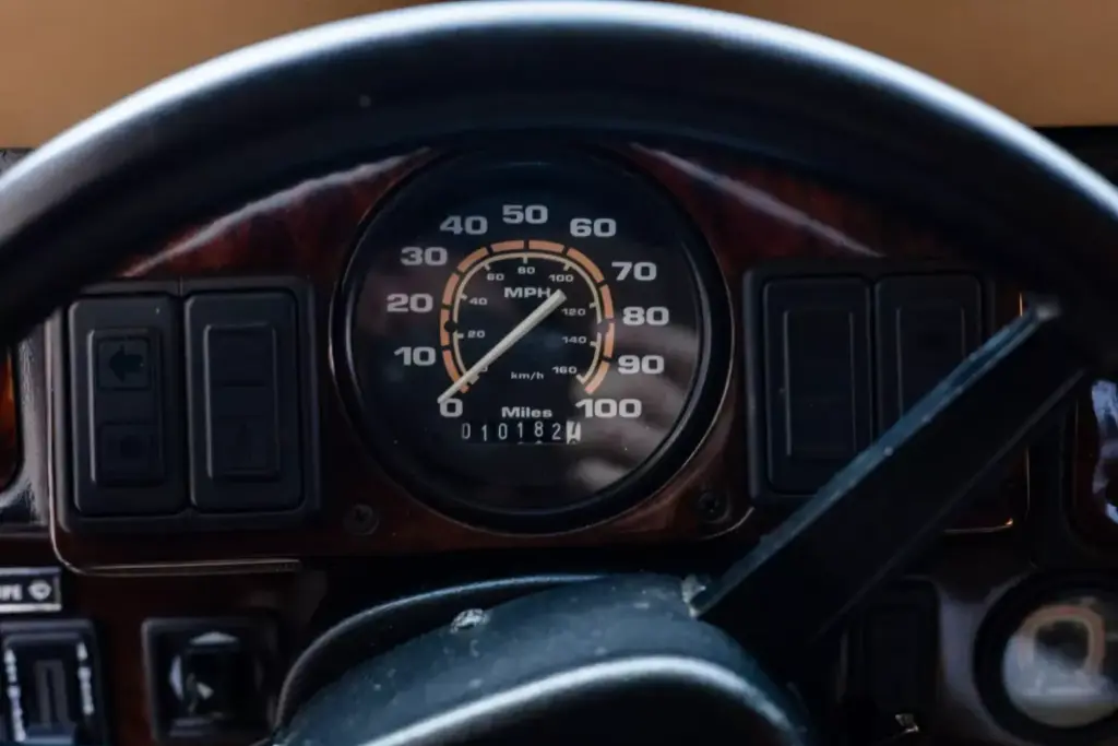 Este Hummer H1, el último coche que compró Tupac, sale a subasta una vez más 20 Motor16 1996 Tupac Hummer H1 Bonhams 20 Motor16