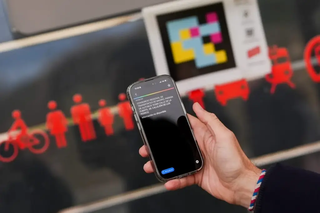 Guadalix de la Sierra, Braojos de la Sierra y Gargantilla del Lozoya: tres localidades de Madrid donde da gusto esperar al autobús 2 Motor16 marquesinas calefactables autobús madrid