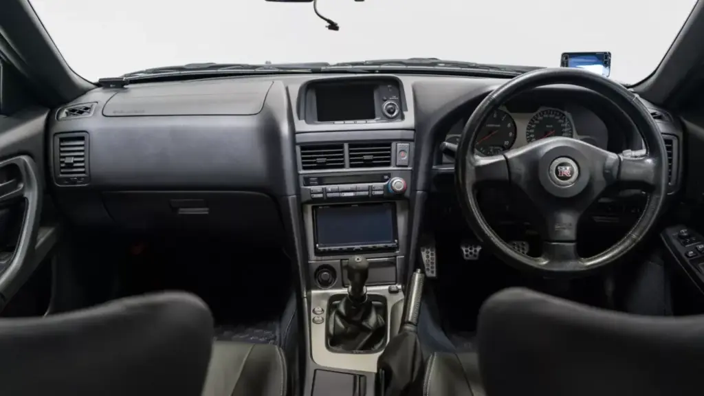 2002 Nissan GT R R34 M Spec Nur BaT 17 Motor16