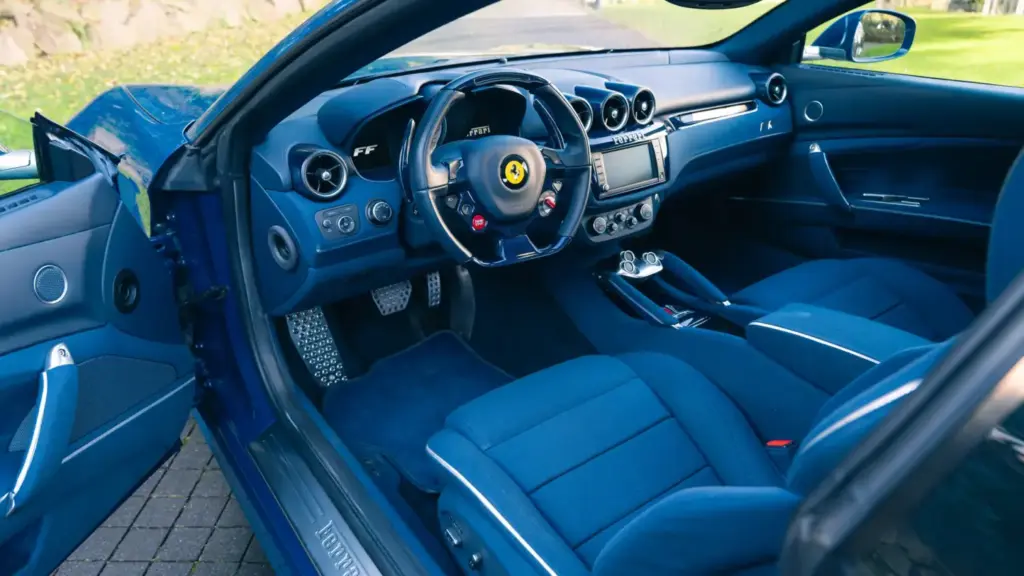 2013 Ferrari FF Elkan. Imagen interior.