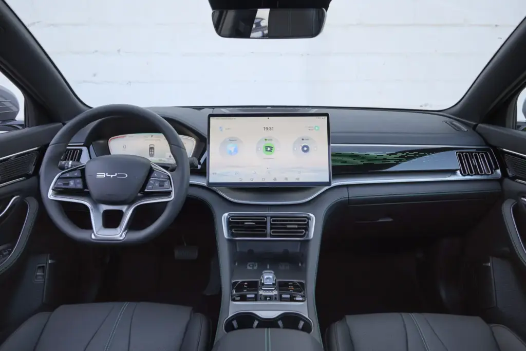 2026 BYD Seal U. Éxito 2025. Imagen interior.