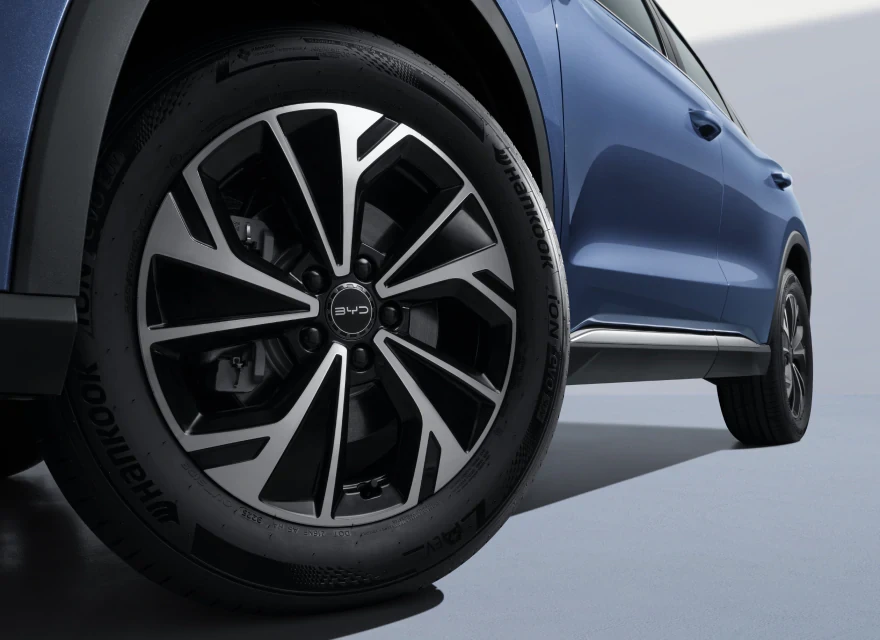 2026 BYD Sealion 5 DM i UK 10 Motor16