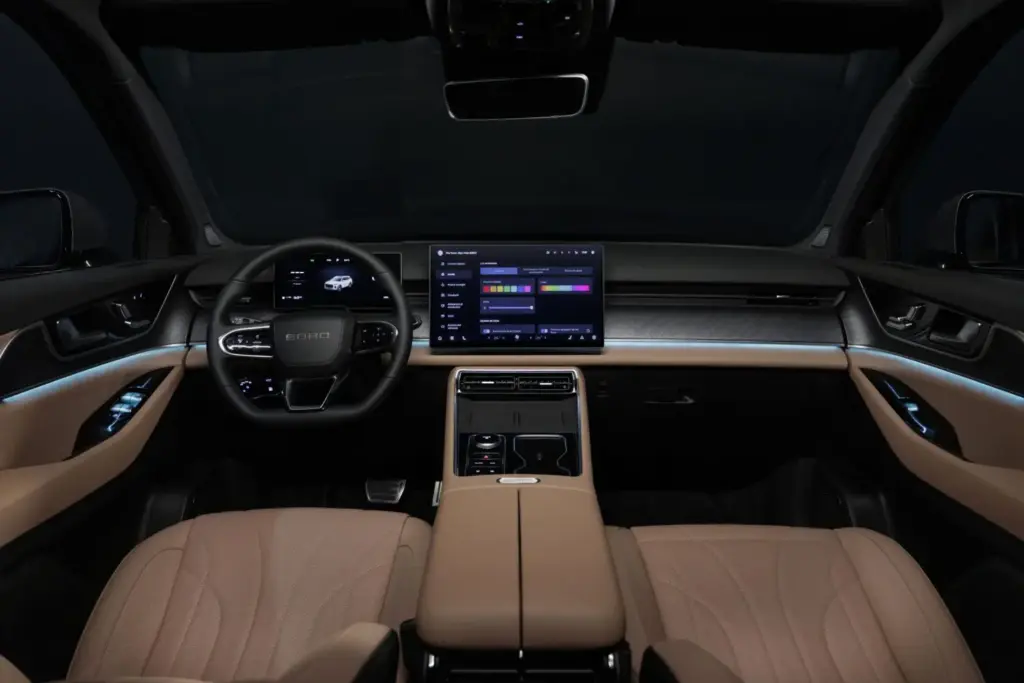 2026 EBRO s900 PHEV interiores 4 Motor16