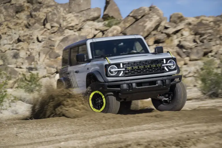 El Ford Bronco RTR nos deleita con su interior a un paso de su lanzamiento