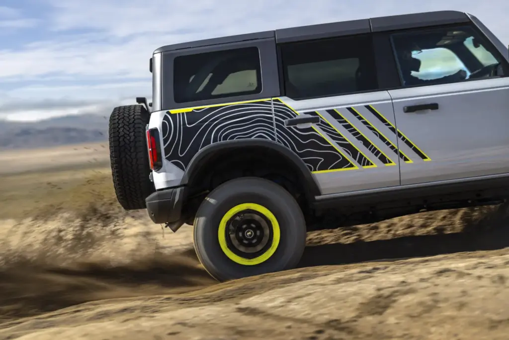 Ford Bronco RTR: Un Raptor, pero descafeinado y mucho más barato 18 Motor16 2026 Ford Bronco RTR 13 Motor16