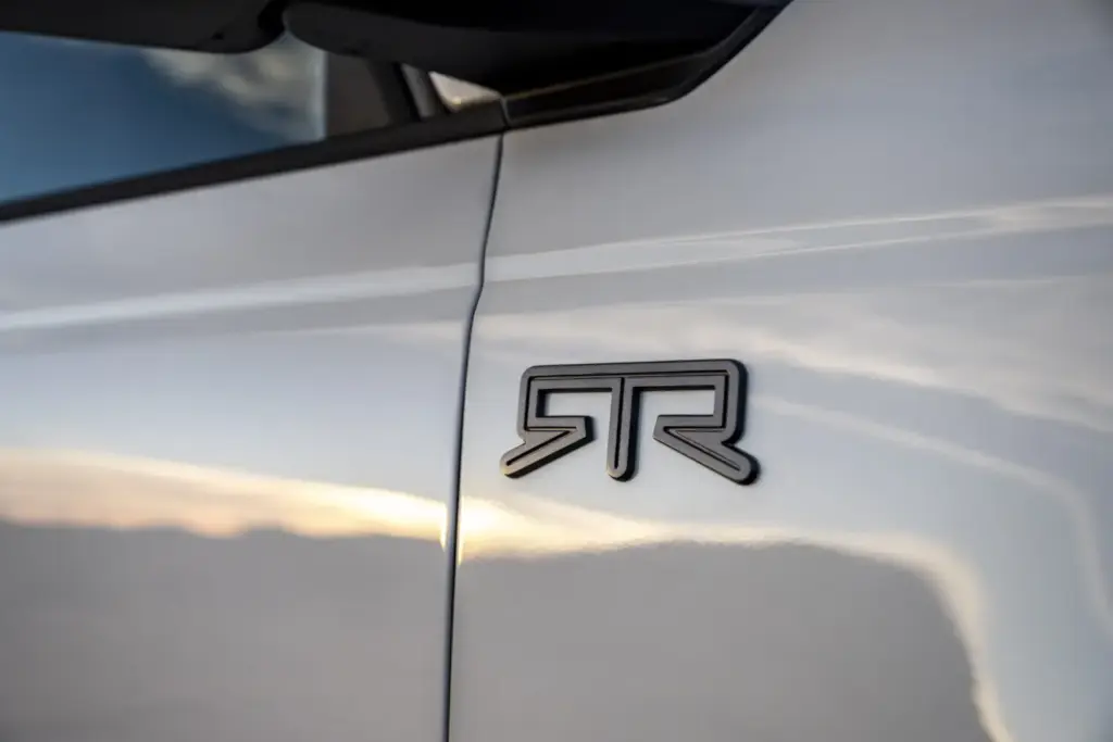 Ford Bronco RTR: Un Raptor, pero descafeinado y mucho más barato 28 Motor16 2026 Ford Bronco RTR 19 Motor16