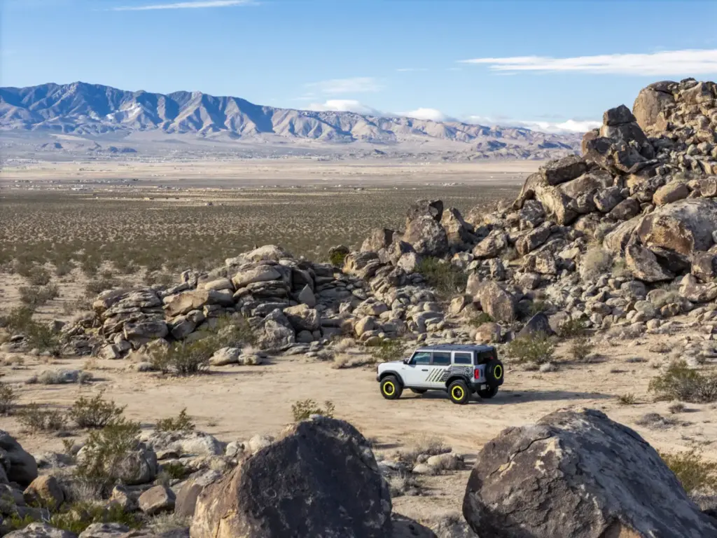 Ford Bronco RTR: Un Raptor, pero descafeinado y mucho más barato 8 Motor16 2026 Ford Bronco RTR 26 Motor16
