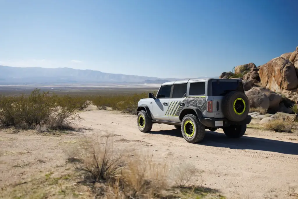 Ford Bronco RTR: Un Raptor, pero descafeinado y mucho más barato 11 Motor16 2026 Ford Bronco RTR 33 Motor16