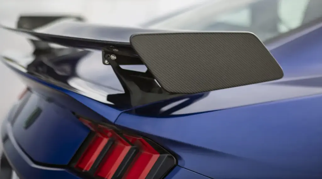 2026 Ford Mustang Dark Horse SC Track Pack 17 Motor16