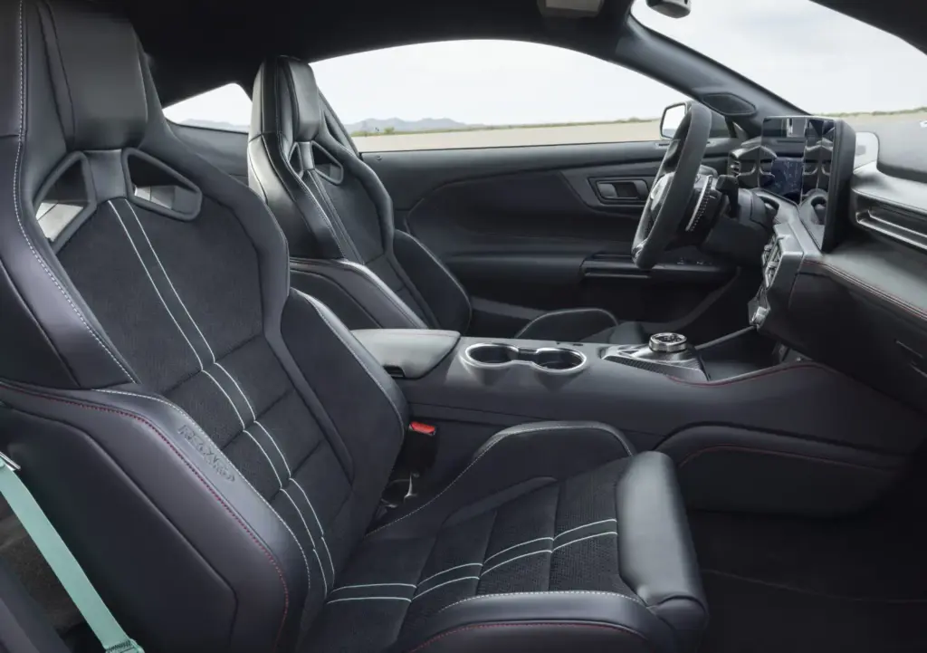 2026 Ford Mustang Dark Horse SC Track Pack 22 Motor16