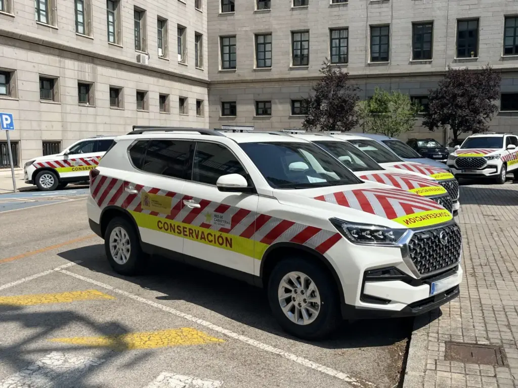 KGM inunda de Musso y Rexton el Ejército del Aire, la UME, la Guardia Real... 1 Motor16 2026 KGM Musso. UME. Imagen.