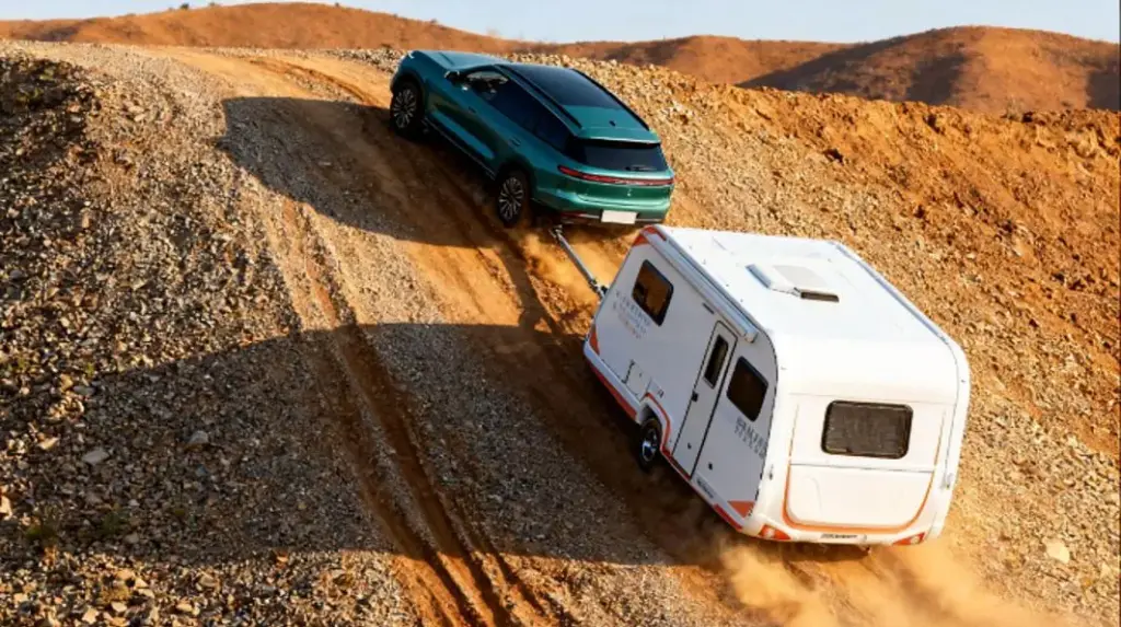 2026 LEPAS L8 5 tecnologias 5 Motor16