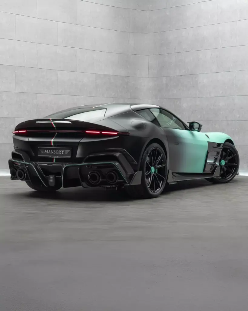 2026 Mansory Ferrari 12Cilindri Tiffany. Imagen trasera.
