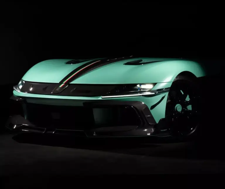 Mansory viste de Tiffany este extraordinario Ferrari 12Cilindri