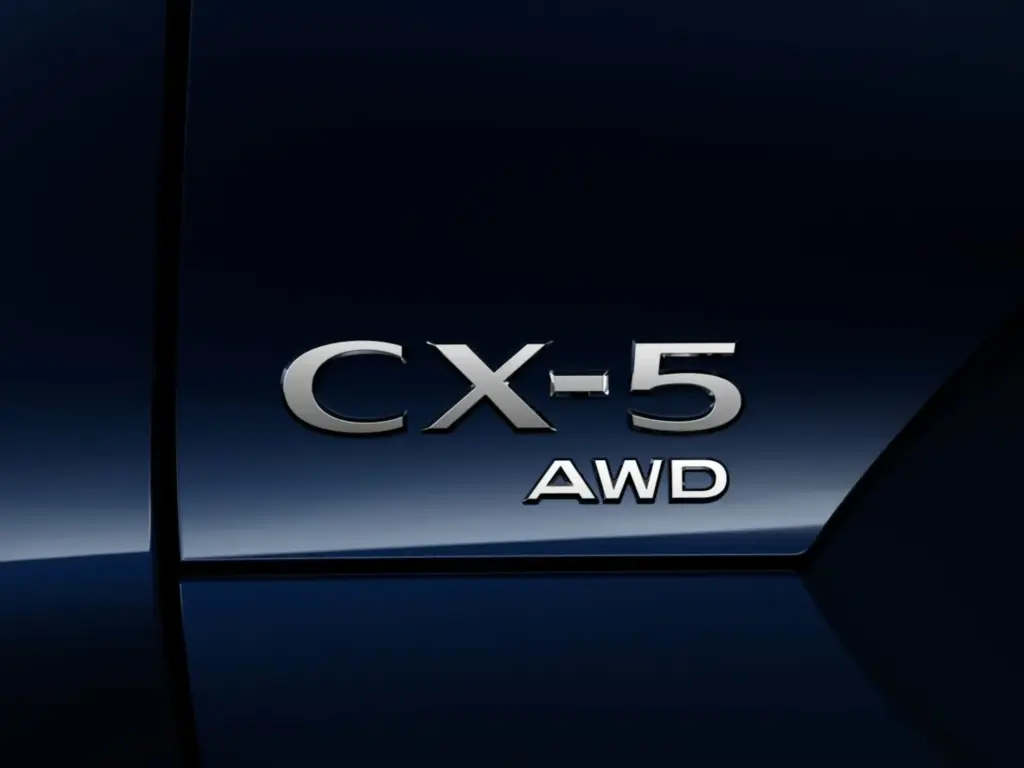 2026 Mazda CX-5 Navy Blue. Imagen detalle.