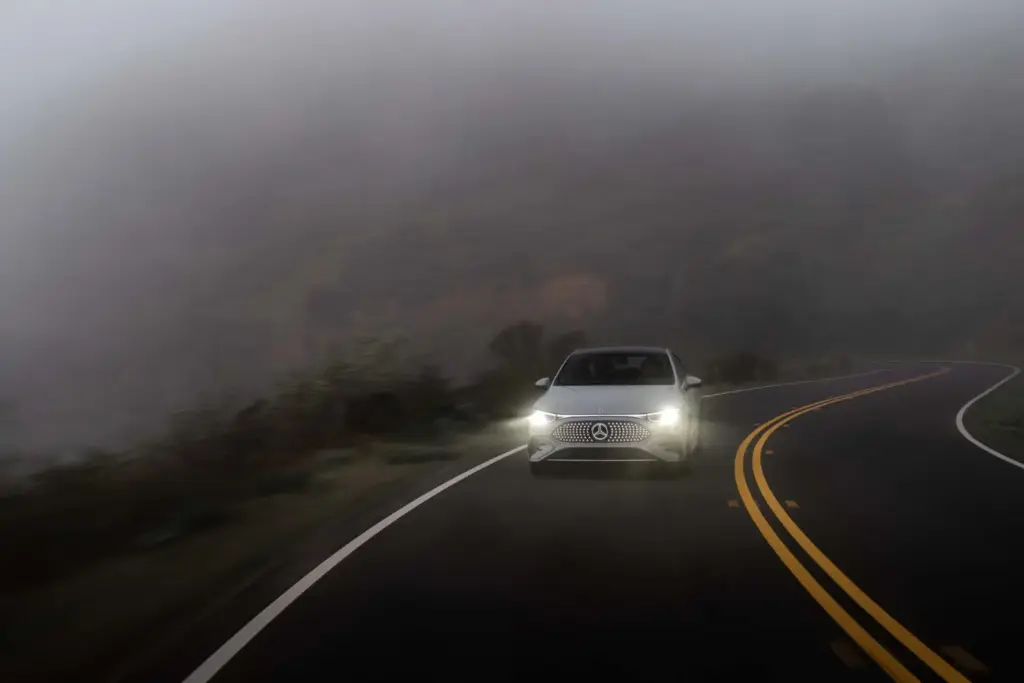 2026 Mercedes Benz MB Assist Pro 13 Motor16