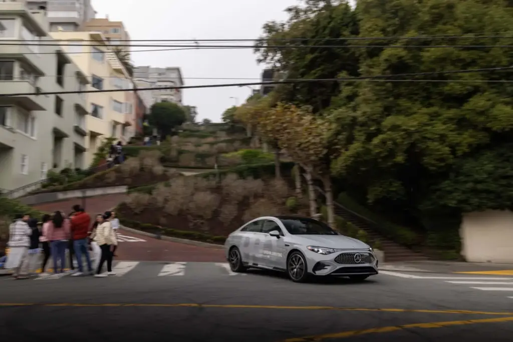 2026 Mercedes Benz MB Assist Pro 18 Motor16