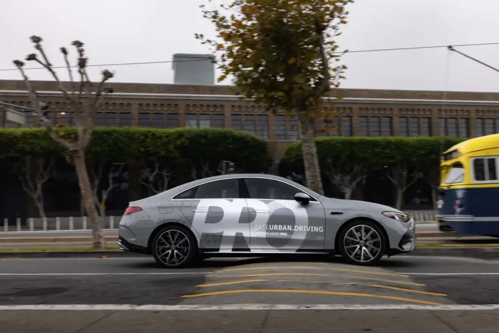 2026 Mercedes Benz MB Assist Pro 22 Motor16