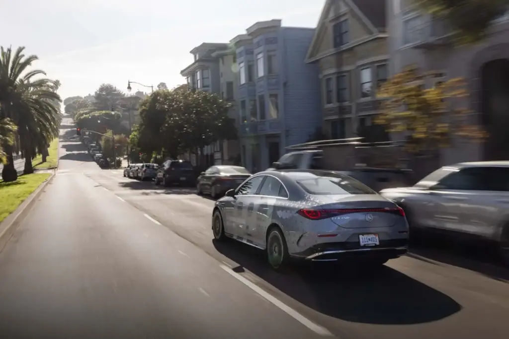 2026 Mercedes Benz MB Assist Pro 29 Motor16