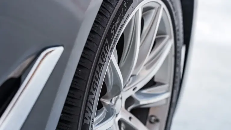 Este neumático NEXEN acorta un 12 % la distancia de frenado