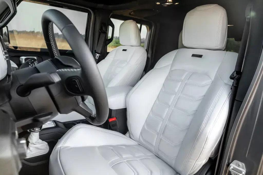 2026 Rezvani Tank 21 Motor16