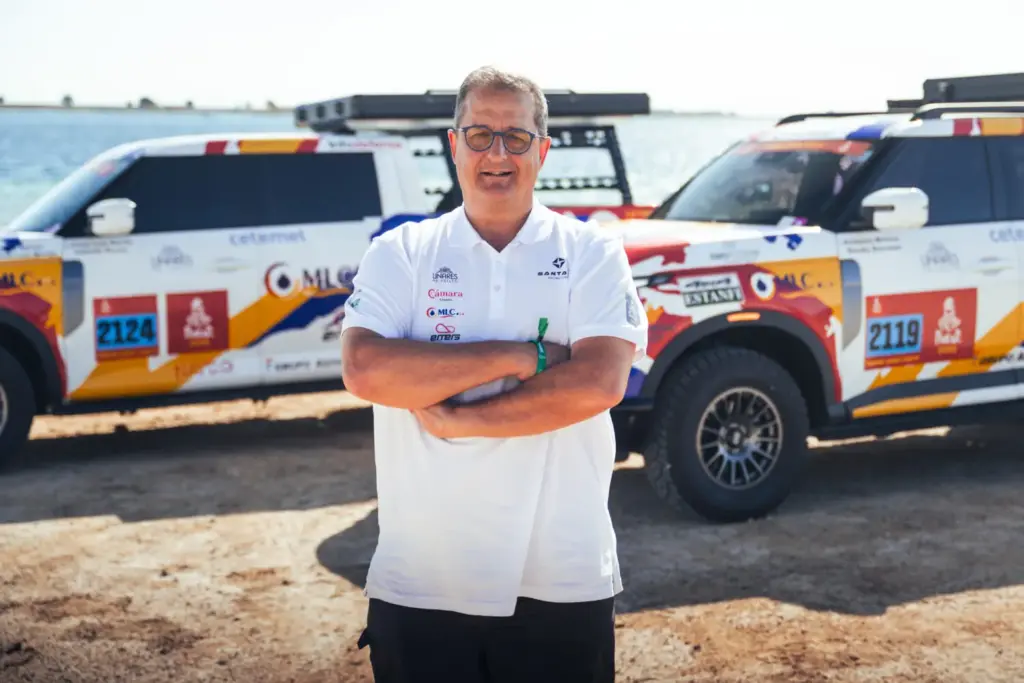 2026 Santana S400 Dakar 5 Motor16