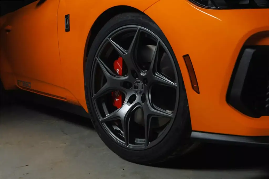 2026 Shelby GT350 Convertible Mustang 6 Motor16