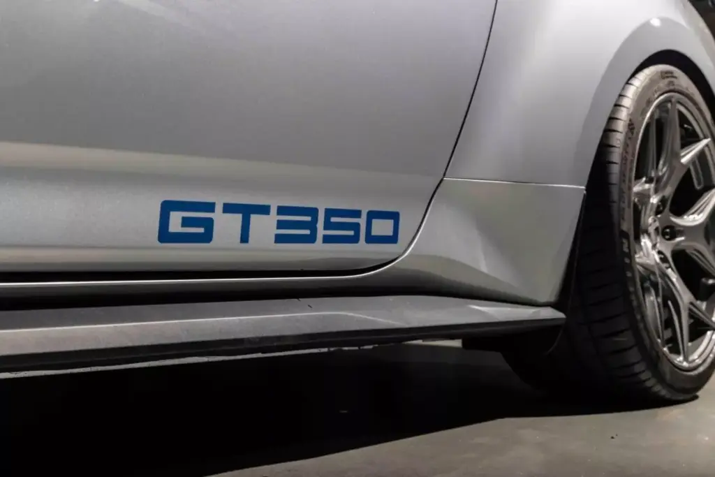 2026 Shelby GT350 Convertible Mustang 7 Motor16