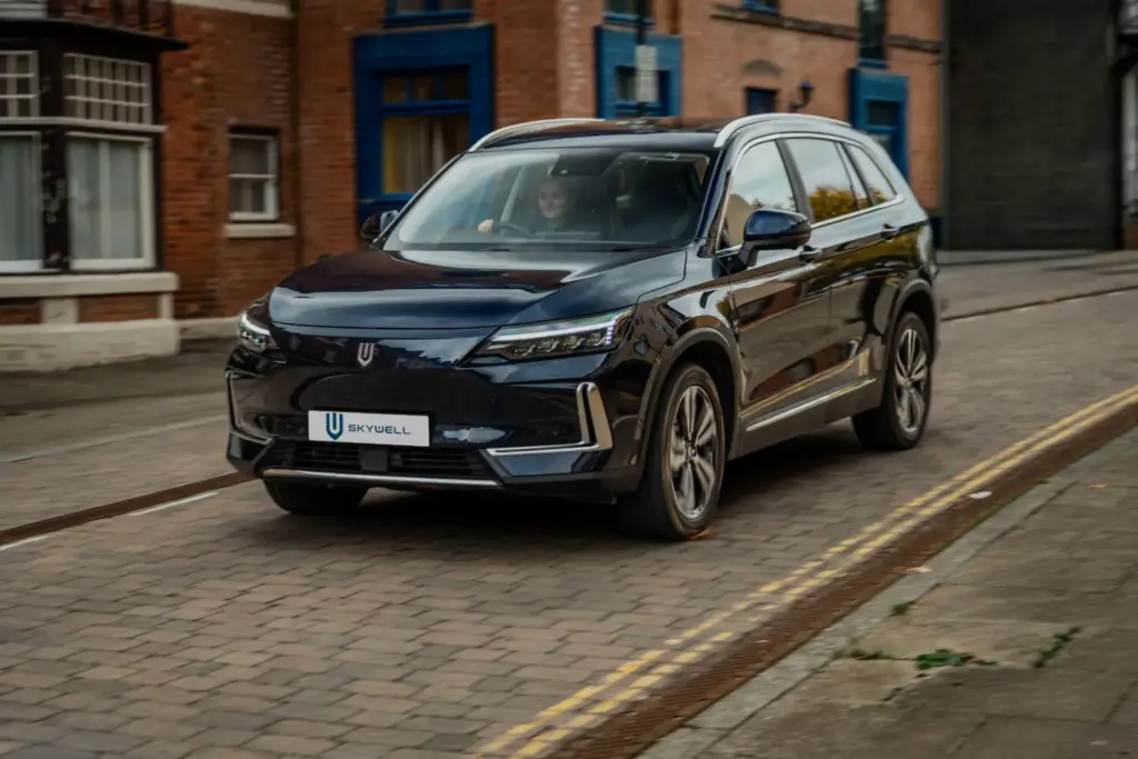 2026 Skywell BE11. Imagen delantera.