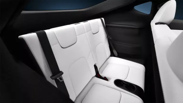 La tercera fila de asientos regresa al Tesla Model Y para aumentar su aforo a siete
