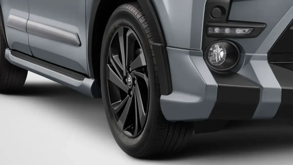 2026 Toyota Raize GR Sport. Imagen llanta.