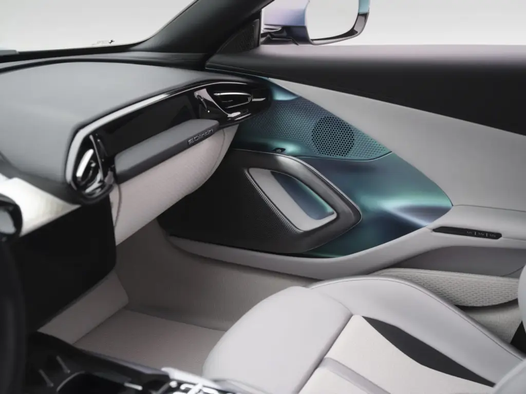 2026 ferrari 12cilindri tailor made 5 Motor16