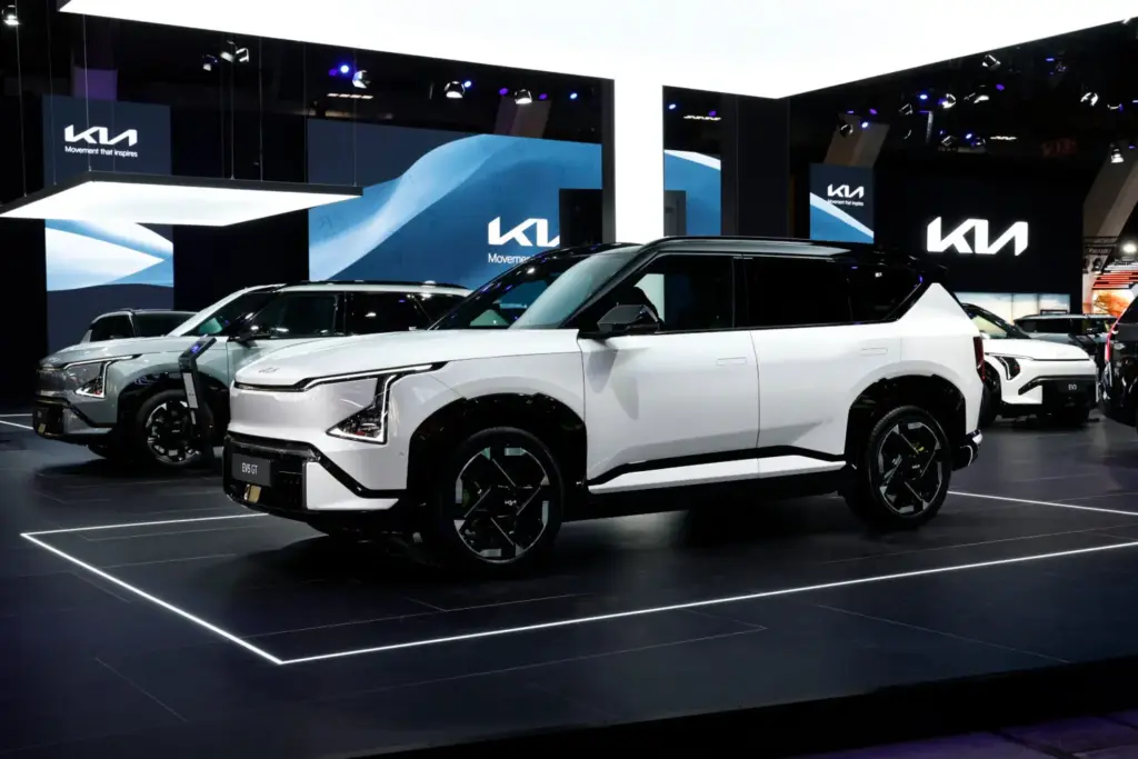 2026 kia ev5 gt 10 Motor16