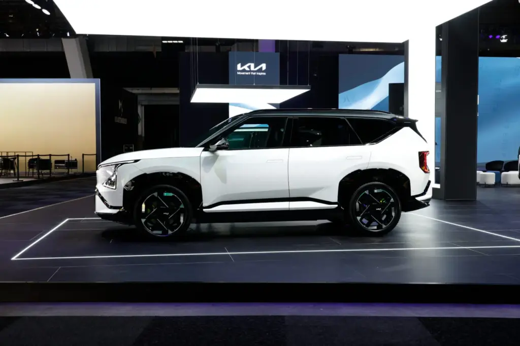 2026 kia ev5 gt 11 Motor16