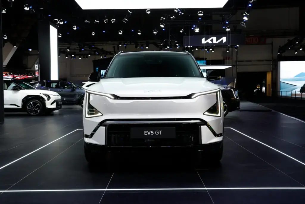 2026 kia ev5 gt 9 Motor16