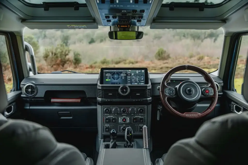 21 MY26 Grenadier Quartermaster UK Motor16