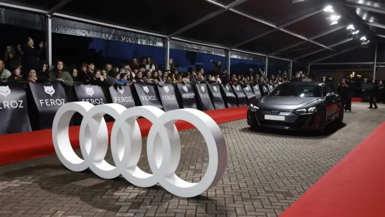 Audi impulsa el cine español con una flota electrificada en los Premios Feroz