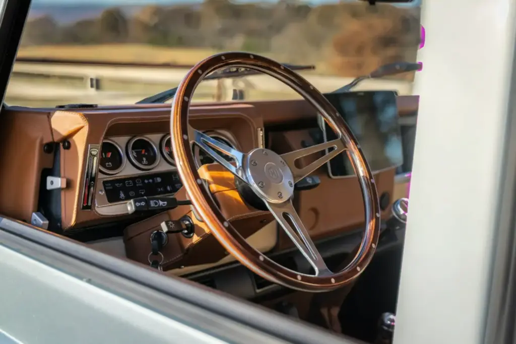 Arvon Land Rover Defender 16 2048x1366 1 Motor16