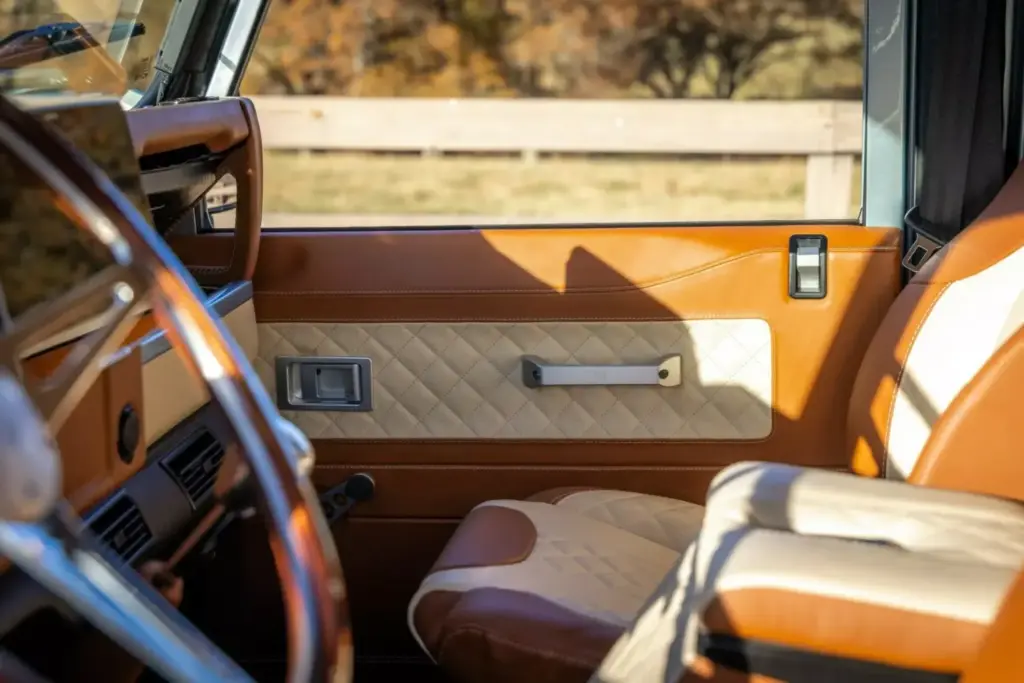 Arvon Land Rover Defender 22 2048x1366 1 Motor16