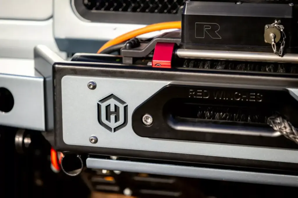 Arvon Land Rover Defender 35 2048x1366 1 Motor16