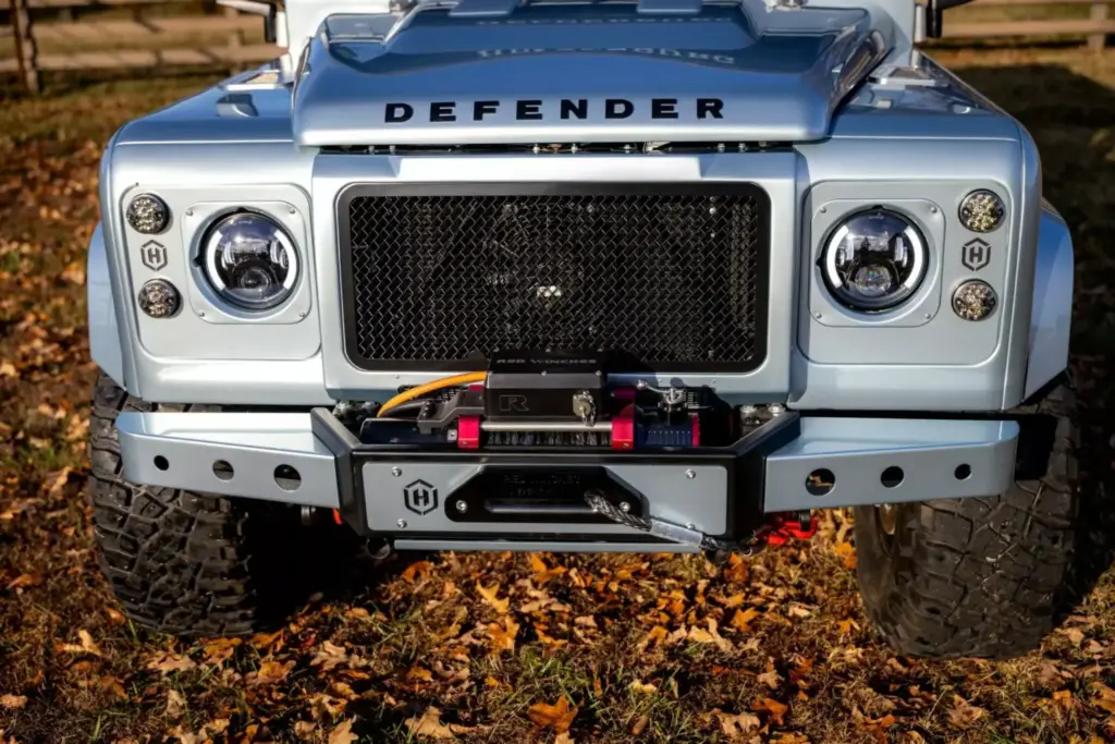 Arvon Land Rover Defender 36 2048x1366 1 Motor16