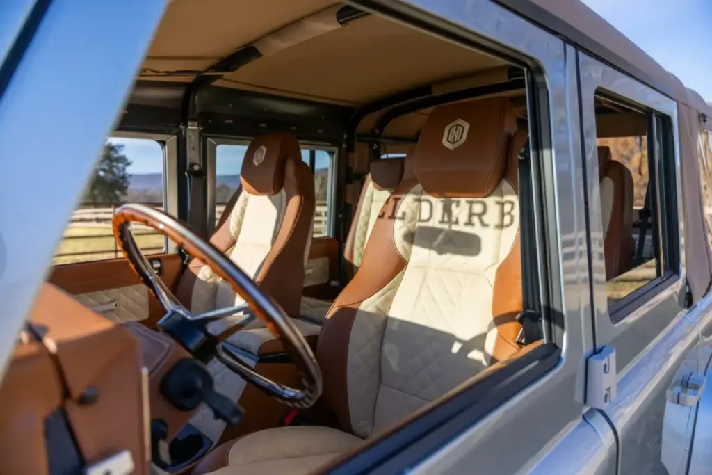 Arvon Land Rover Defender 38 2048x1366 1 Motor16