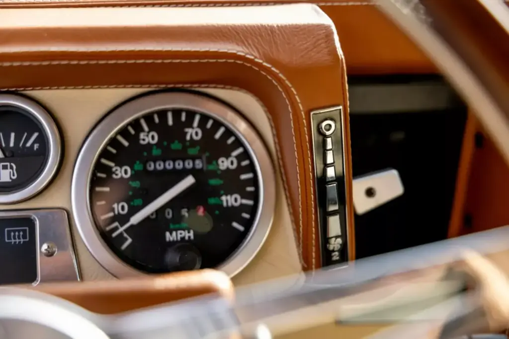 Arvon Land Rover Defender 51 2048x1366 1 Motor16