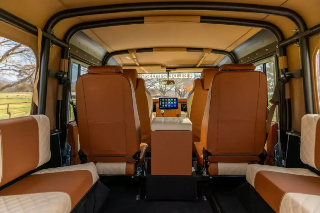 Arvon Land Rover Defender 69 2048x1366 1 Motor16