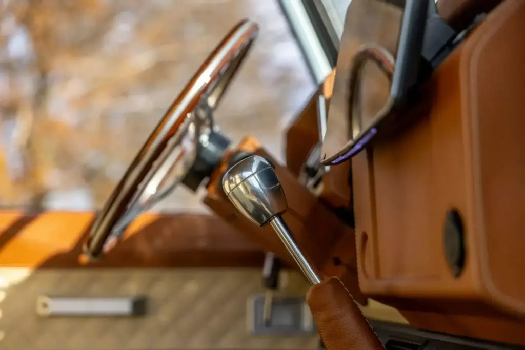 Arvon Land Rover Defender 81 2048x1366 1 Motor16